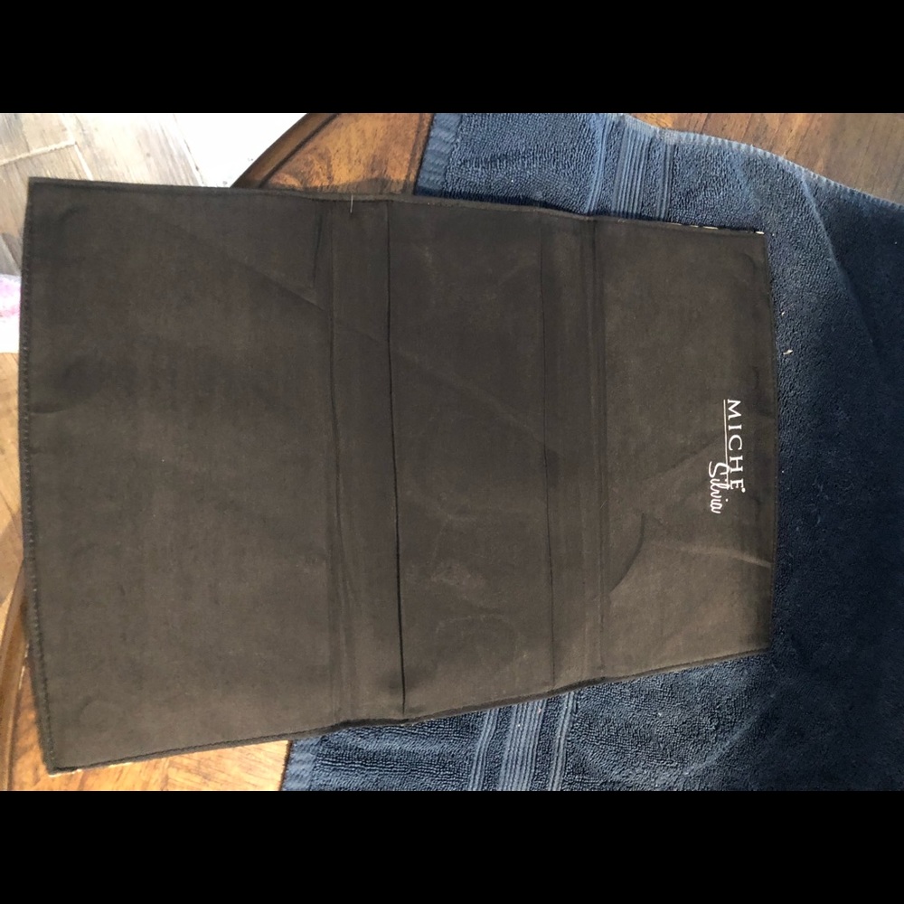 Miche Leopard Print Envelope Shell - image 4